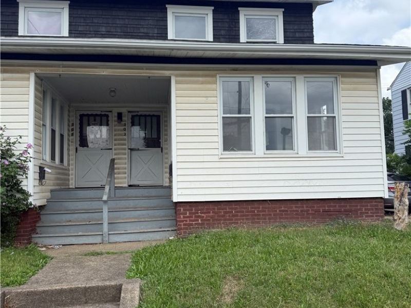 301-303 Roslyn Avenue NW, Unit 303, Canton, OH 44708 Photo 1