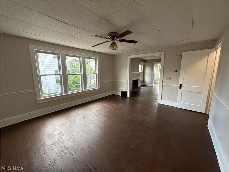 301-303 Roslyn Avenue NW, Unit 303, Canton, OH 44708 Photo 5
