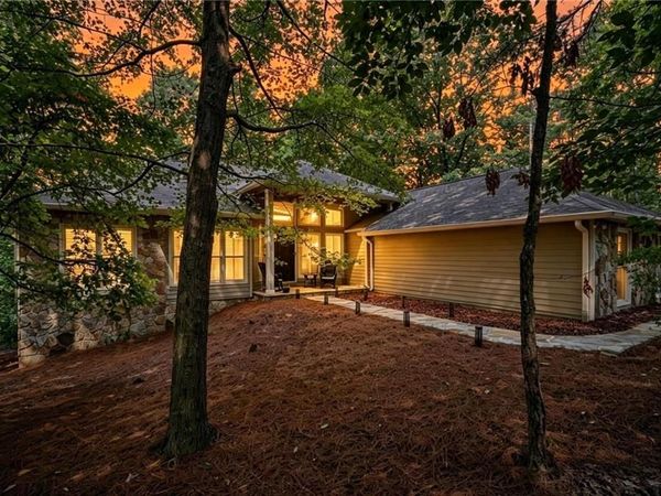523 Cherokee Trail , Big Canoe, GA 30143