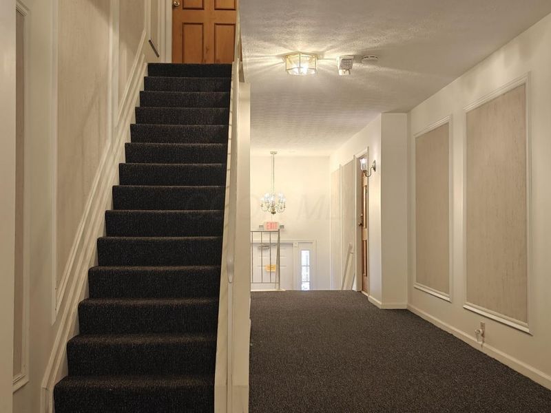 1540 Slade Avenue , Unit 303, Columbus, OH 43235 Photo 2