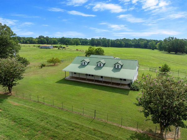622 N 4700 , Idabel, OK 74745