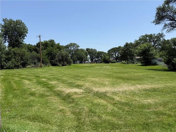 125 S Oak Haven Drive, Richmond, KS 66080