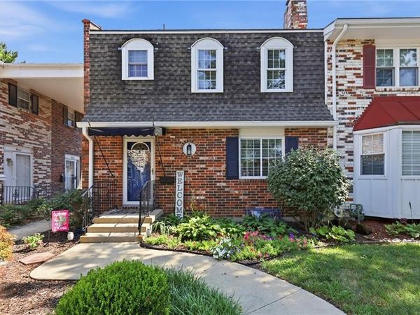 9665 Wedd Street, Overland Park, KS 66212
