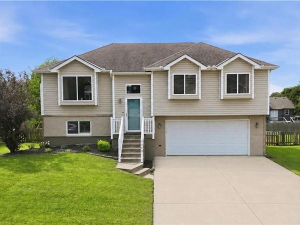 9203 NE 116th Place, Kansas City, MO 64157