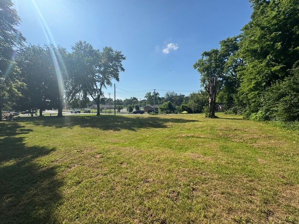 919 Long Hollow Pike , Gallatin, TN 37066