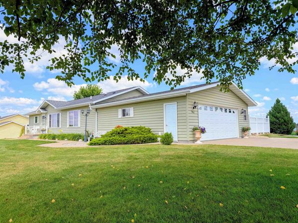 367 Highpointe Loop, McGregor, IA 52157