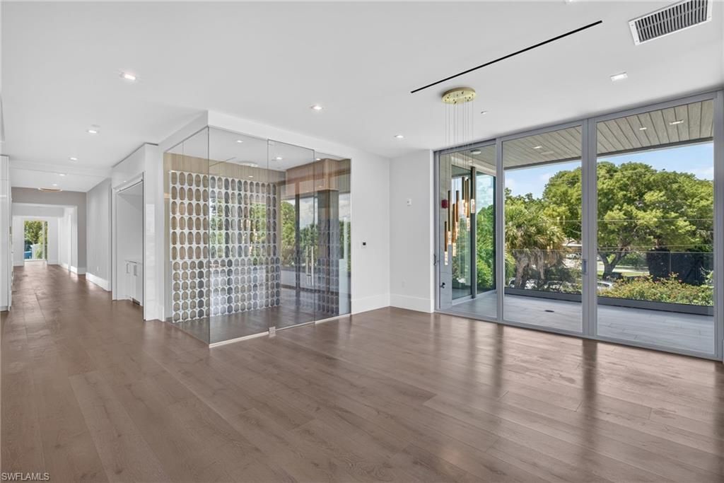 1165 8th St S, Unit #201, Naples, FL 34102 Photo