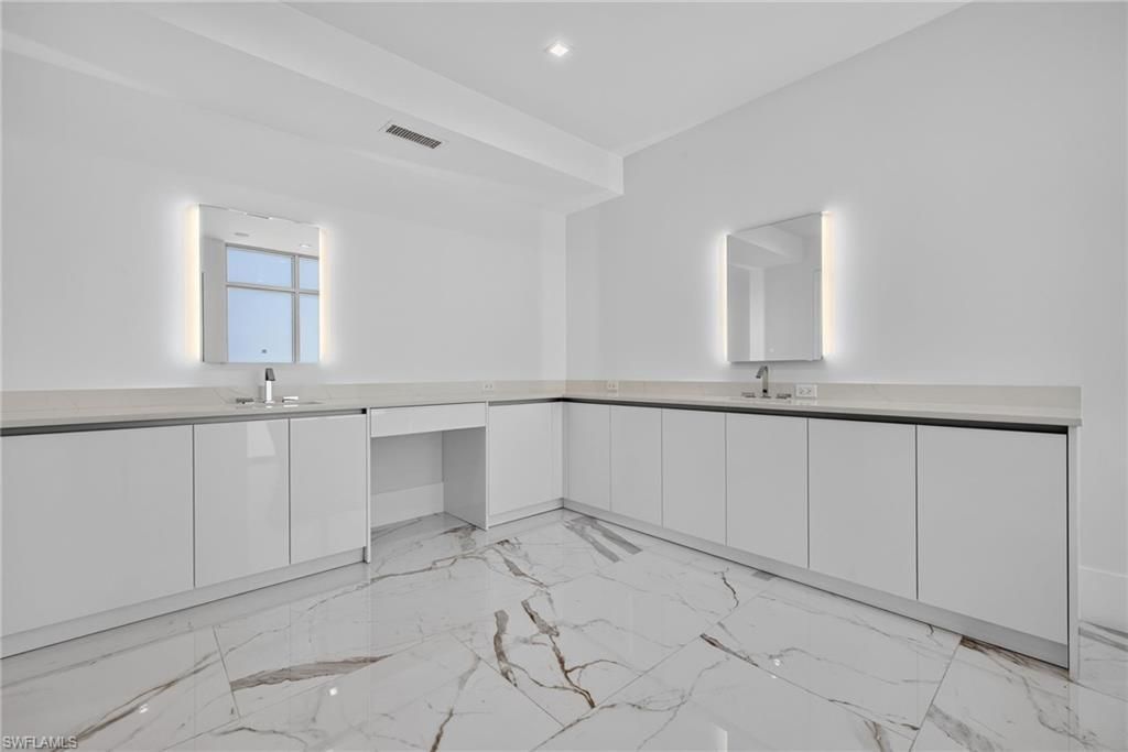 1165 8th St S, Unit #201, Naples, FL 34102 Photo