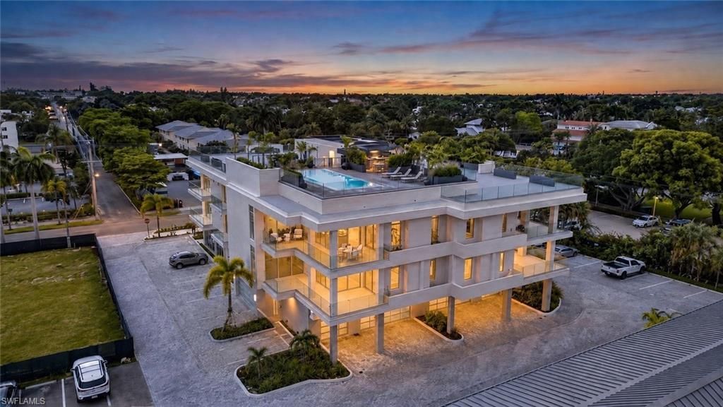 1165 8th St S, Unit #201, Naples, FL 34102 Photo
