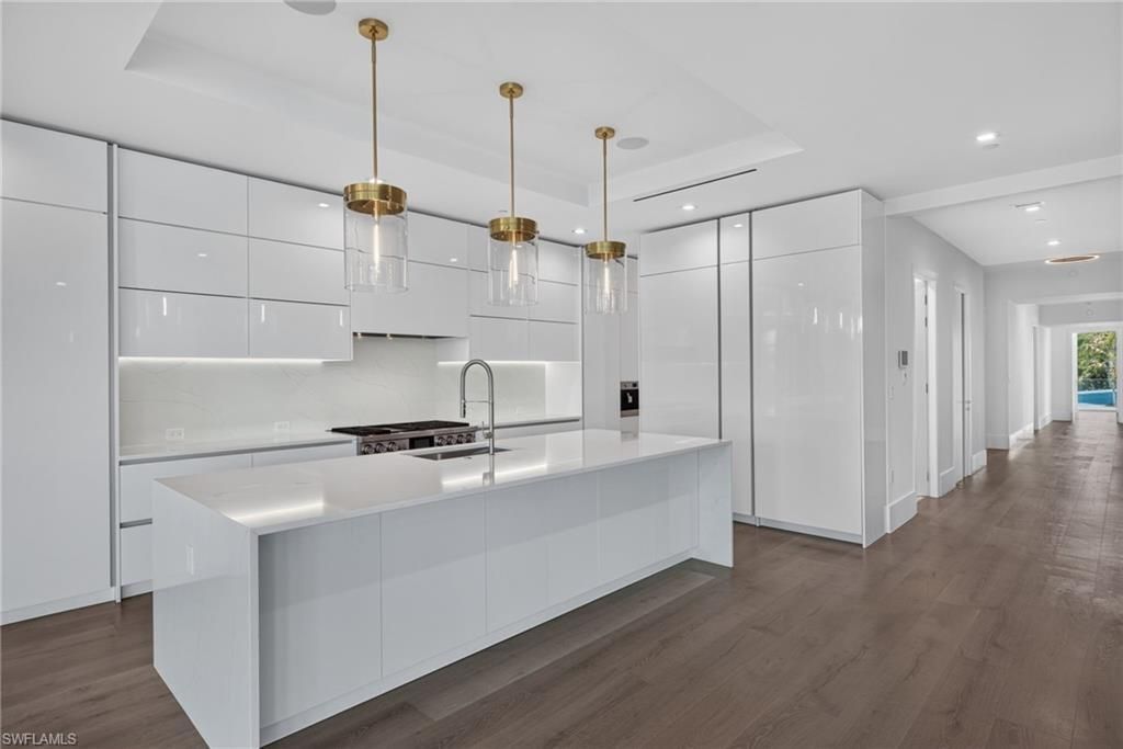 1165 8th St S, Unit #201, Naples, FL 34102 Photo