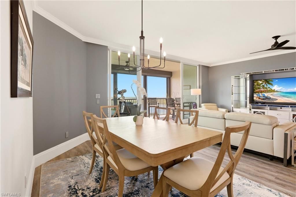 425 Cove Tower Dr, Unit 1002, Naples, FL 34110 Photo
