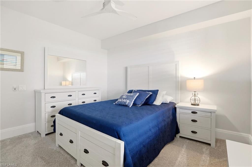 425 Cove Tower Dr, Unit 1002, Naples, FL 34110 Photo