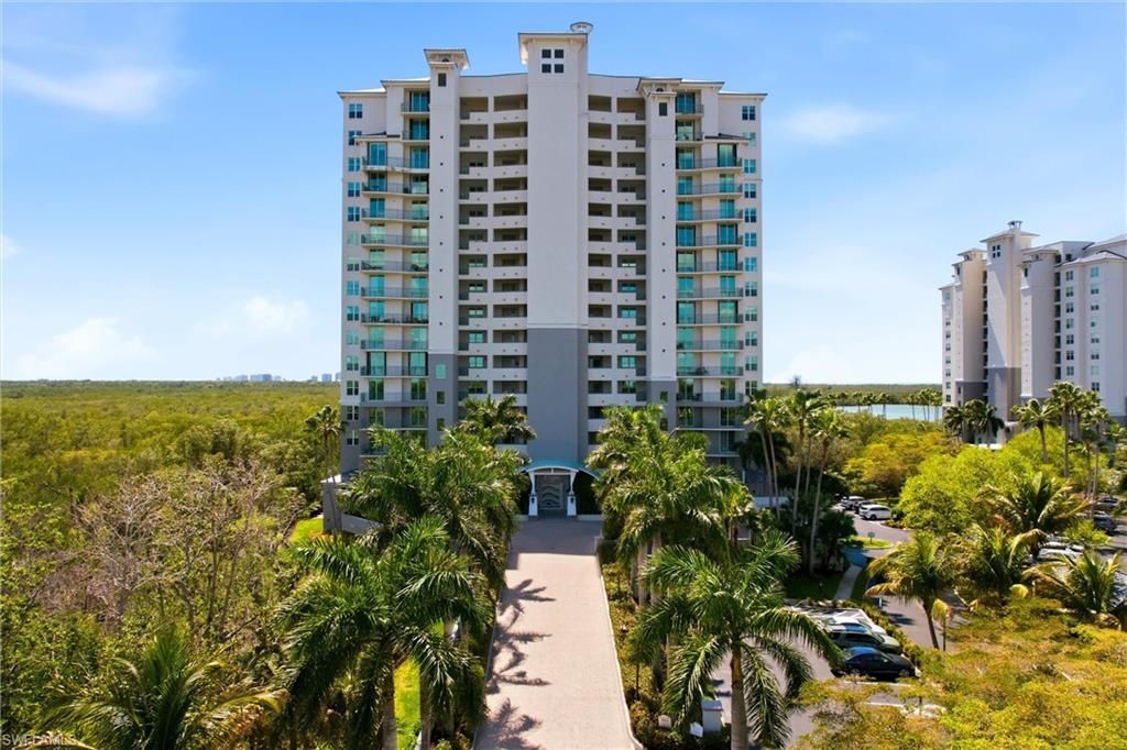 425 Cove Tower Dr, Unit 1002, Naples, FL 34110 Photo