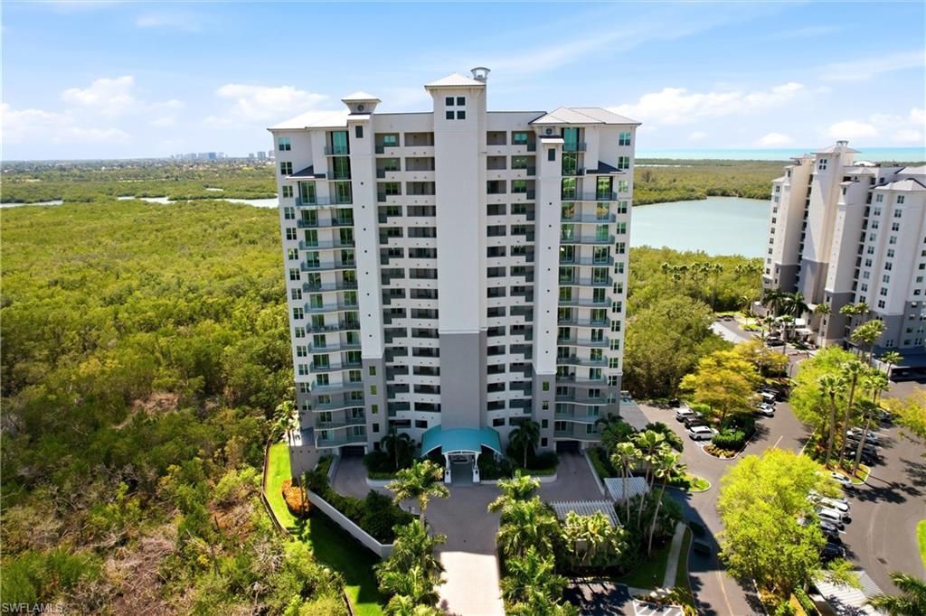 425 Cove Tower Dr, Unit 1002, Naples, FL 34110 Photo
