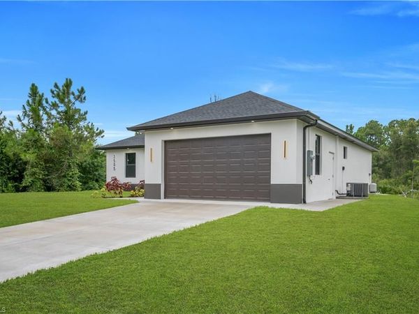 3505 57th ST W, LEHIGH ACRES, FL 33971