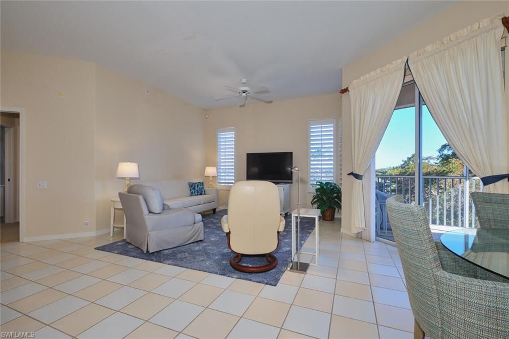 17040 Willowcrest Way, Unit 301, Fort Myers, FL 33908 Photo