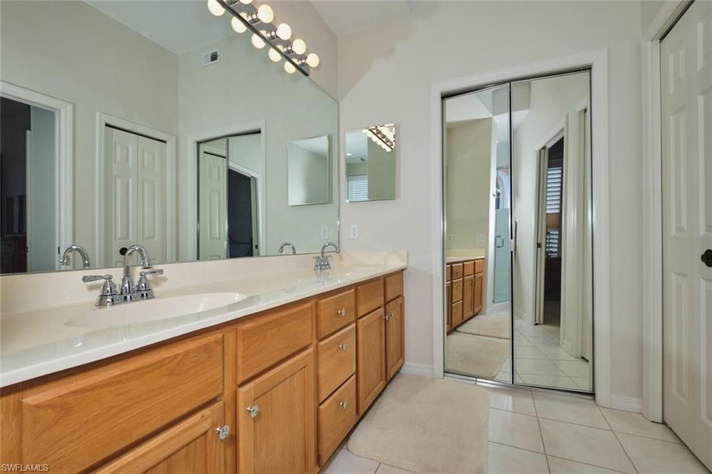 17040 Willowcrest Way, Unit 301, Fort Myers, FL 33908 Photo