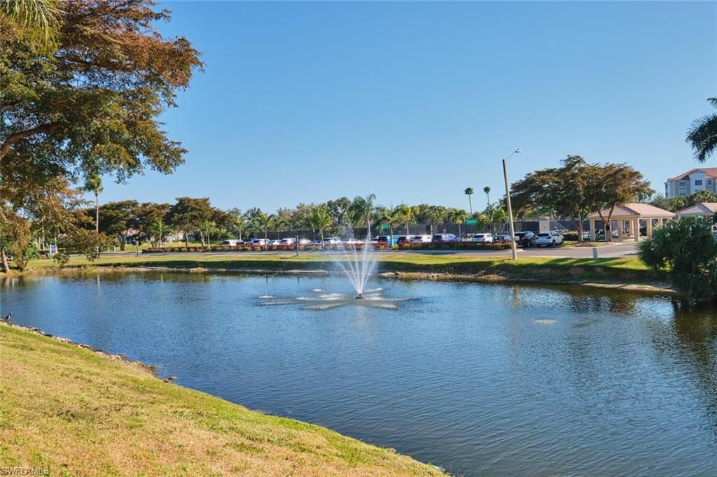 17040 Willowcrest Way, Unit 301, Fort Myers, FL 33908 Photo