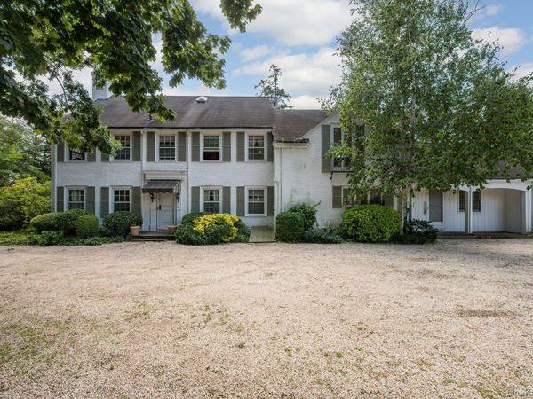 257 Adams Lane , Hewlett Neck, NY 11557