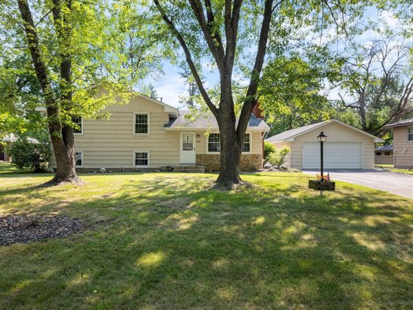 9508 Oliver Avenue N, Brooklyn Park, MN 55444