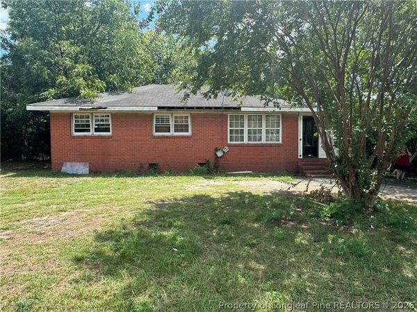 5307 Williamsburgh Drive, Fayetteville, NC 28304