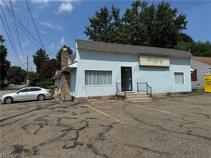 1703 Whipple Avenue NW, Canton, OH 44708 Photo 2