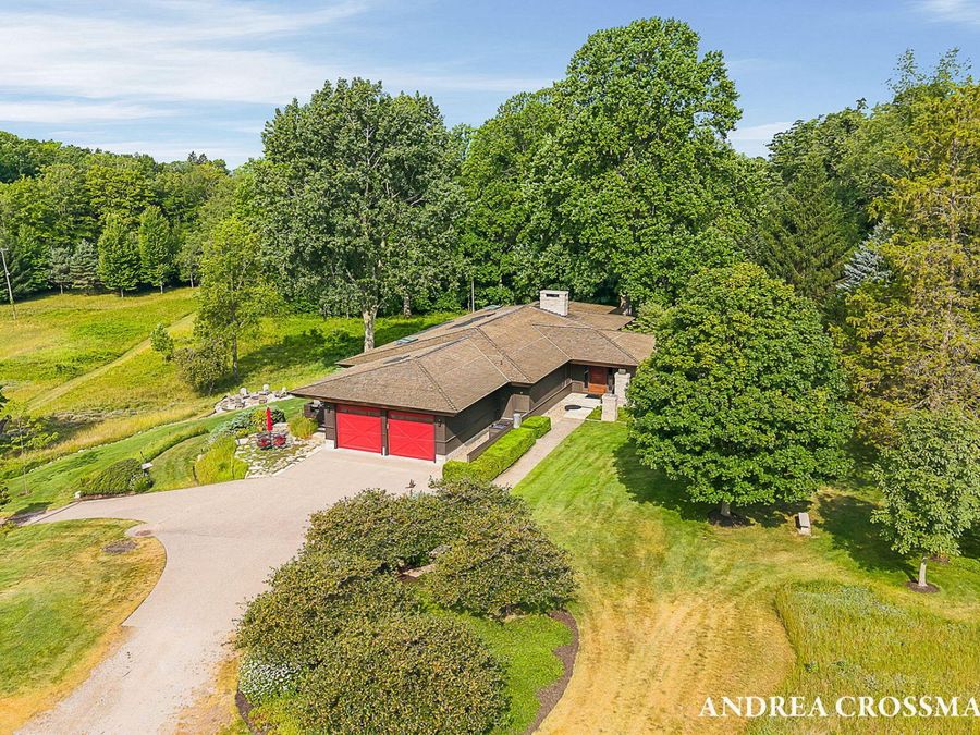 Property Image 100