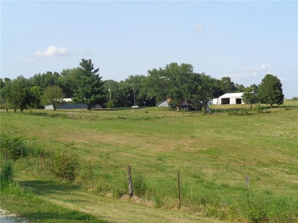 6500 SE Country Lane Road, Braymer, MO 64624