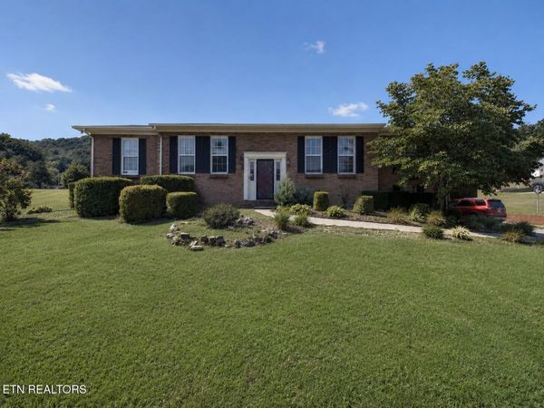 1383 John Sevier Drive, Morristown, TN 37814