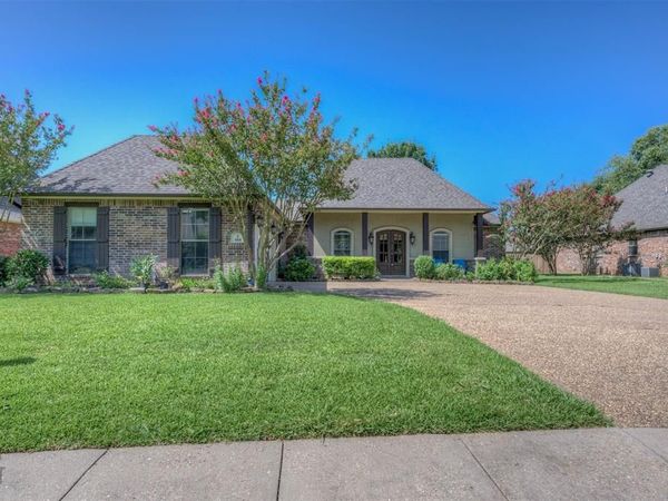664 Ashley River Road , Shreveport, LA 71115