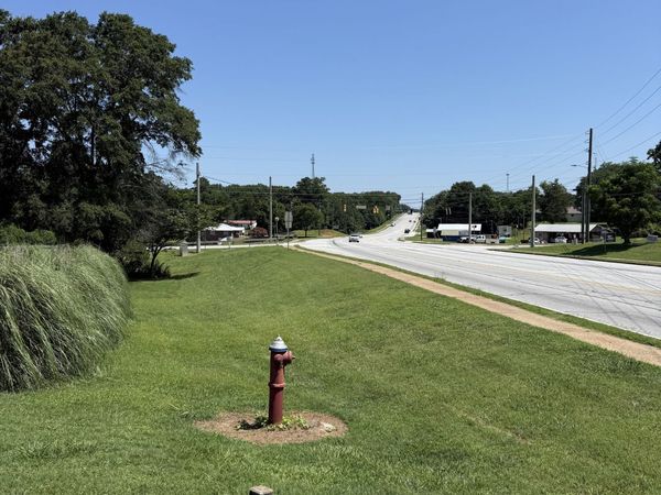 5246 U S Highway 441 S, Nicholson, GA 30565