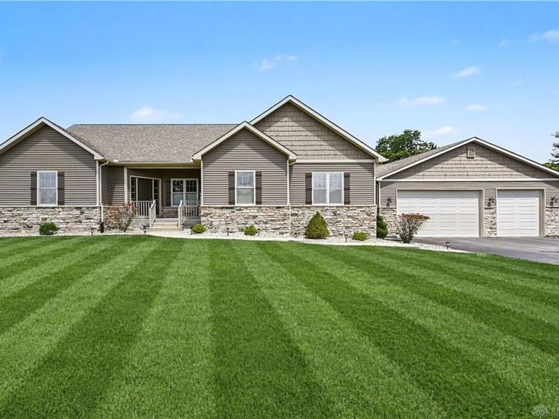7076 Peters Road, Tipp City, OH 45371 Photo 1