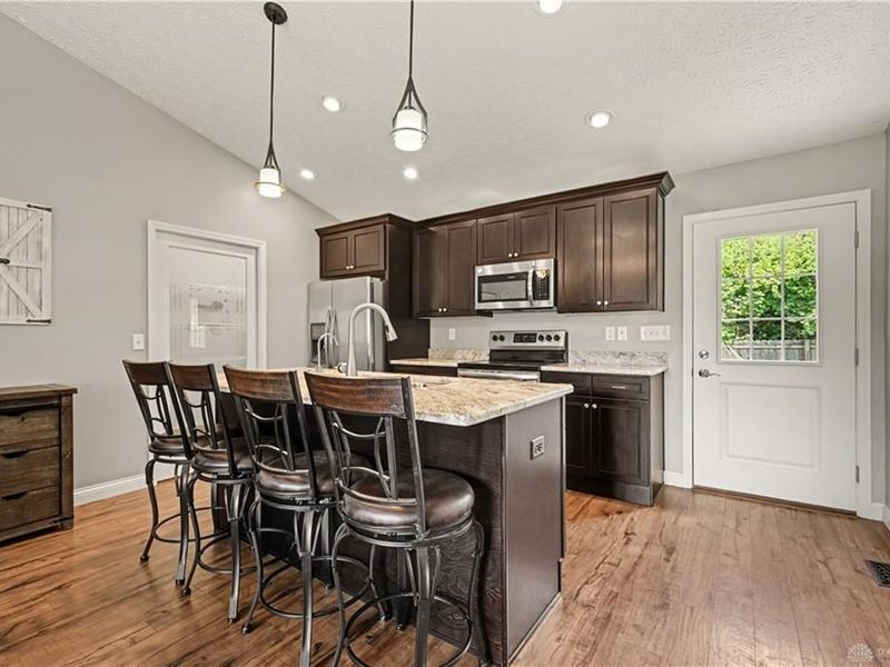 7076 Peters Road, Tipp City, OH 45371 Photo 10