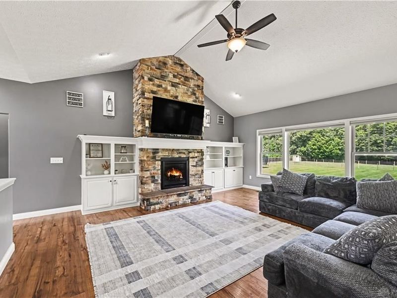 7076 Peters Road, Tipp City, OH 45371 Photo 11