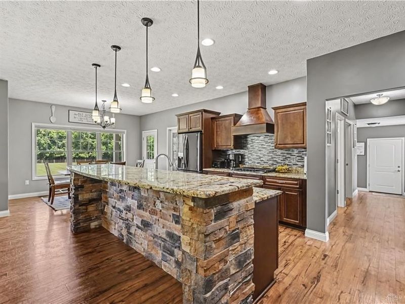 7076 Peters Road, Tipp City, OH 45371 Photo 12