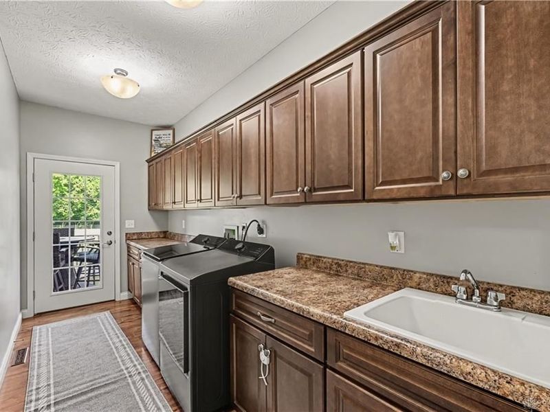 7076 Peters Road, Tipp City, OH 45371 Photo 36