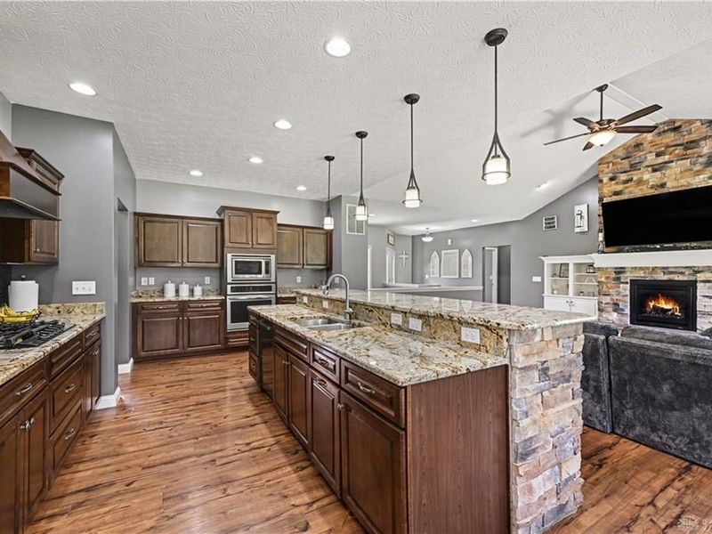 7076 Peters Road, Tipp City, OH 45371 Photo 4