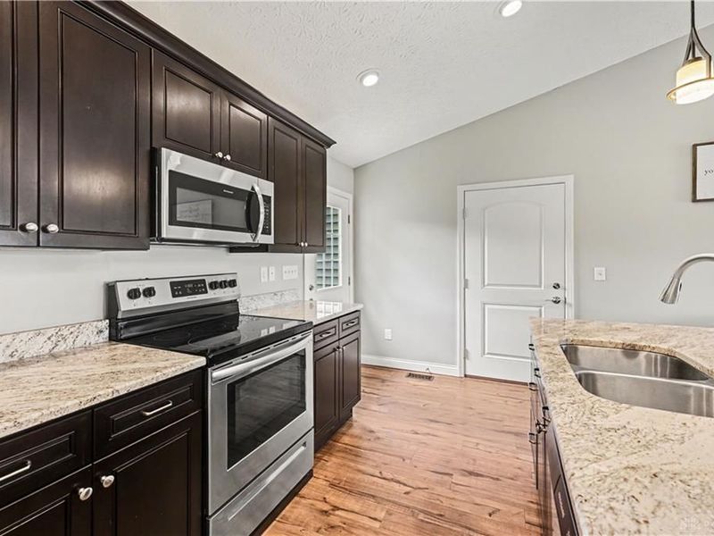 7076 Peters Road, Tipp City, OH 45371 Photo 43