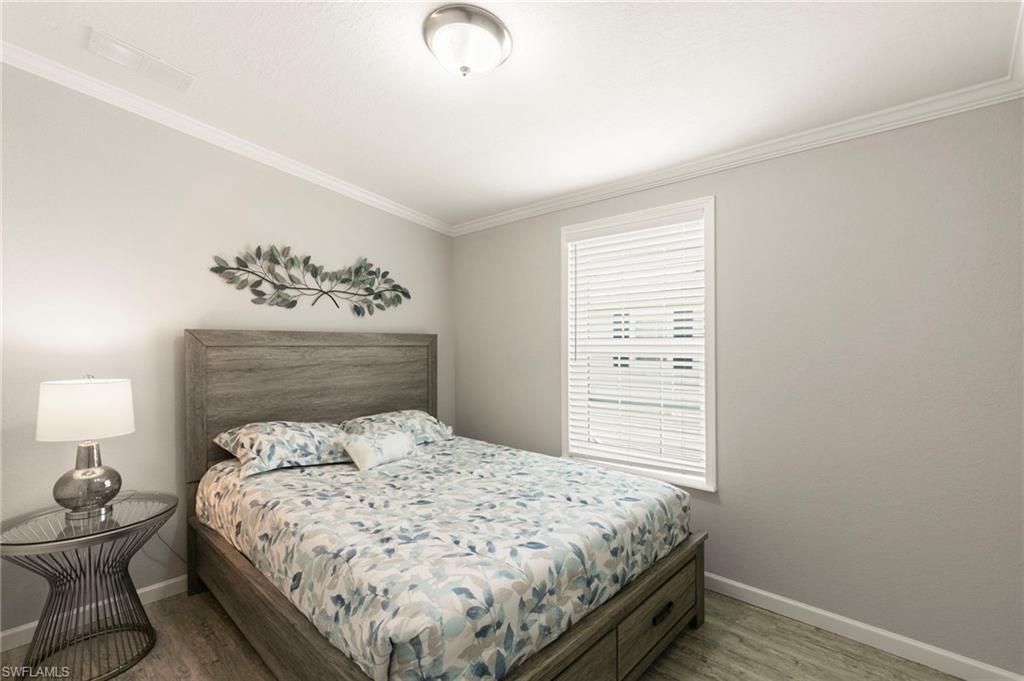 1366 Diamond Lake Cir, Naples, FL 34114 Photo