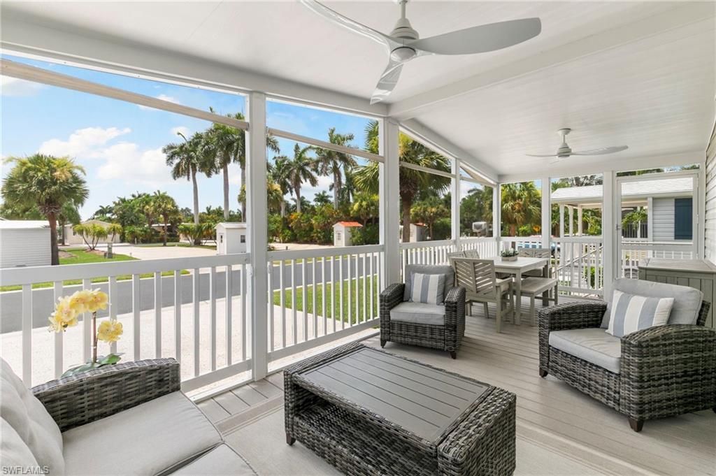 1366 Diamond Lake Cir, Naples, FL 34114 Photo