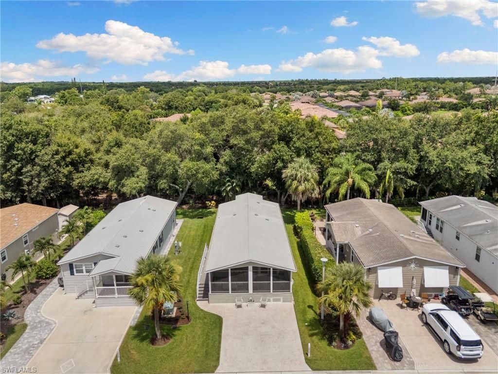 1366 Diamond Lake Cir, Naples, FL 34114 Photo
