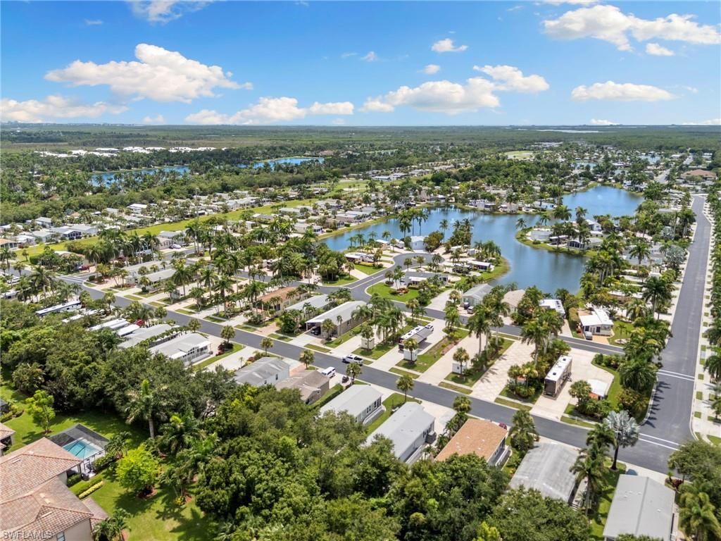 1366 Diamond Lake Cir, Naples, FL 34114 Photo