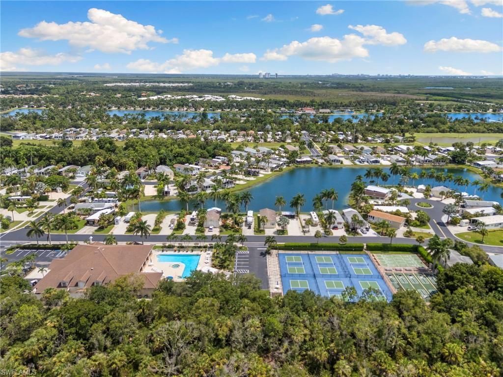 1366 Diamond Lake Cir, Naples, FL 34114 Photo