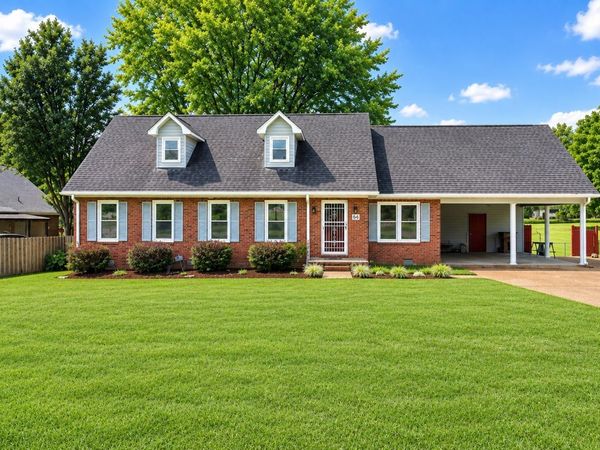 64 Ash St , Lexington, TN 38351
