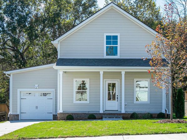 1028 Sycamore Ridge East, Burns, TN 37029