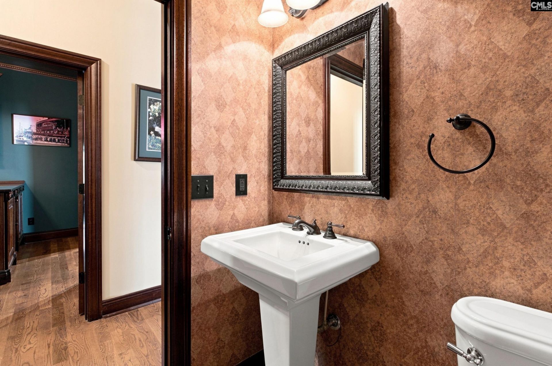 584 Southgate Drive Photo 35