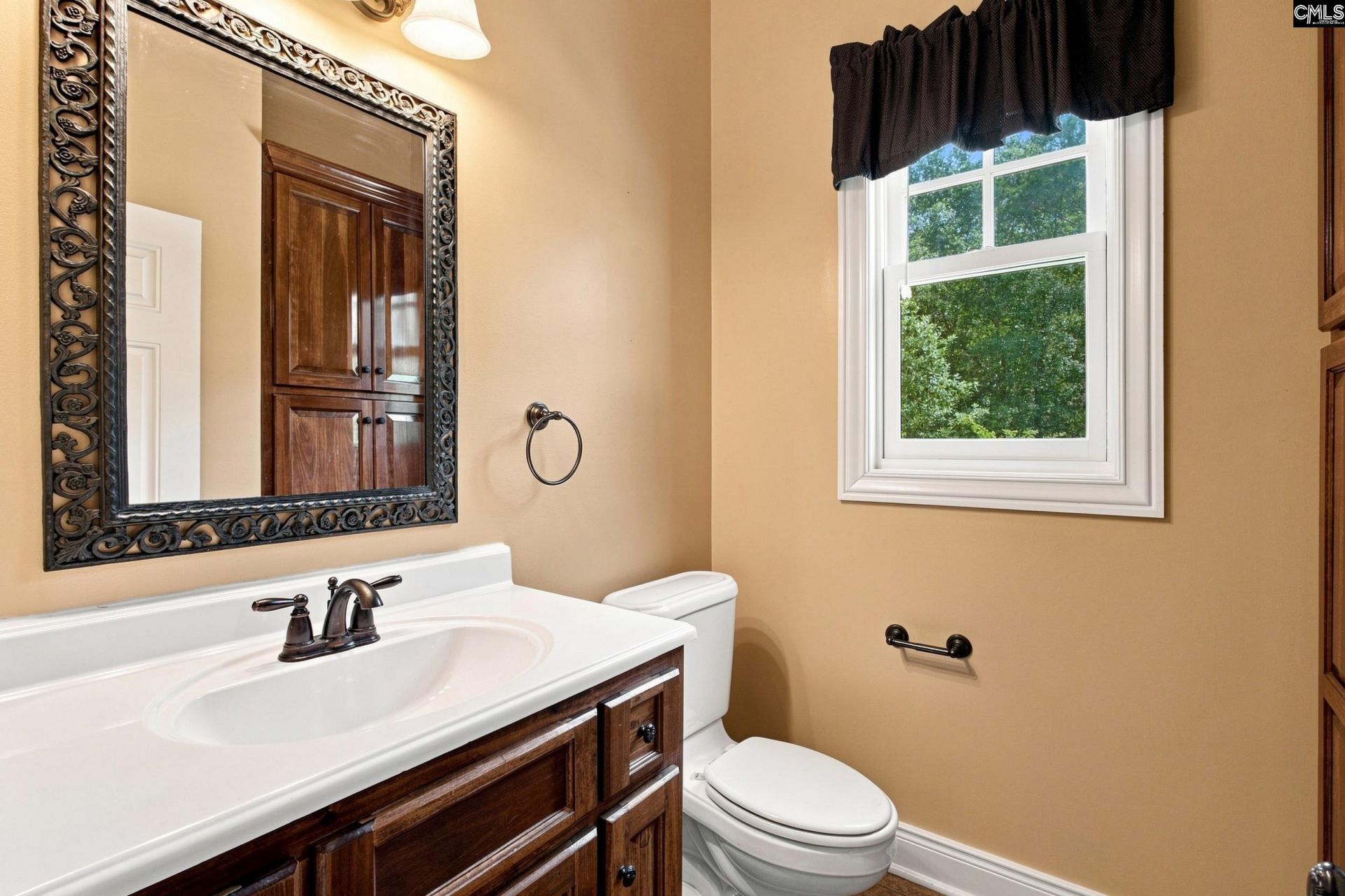 584 Southgate Drive Photo 36