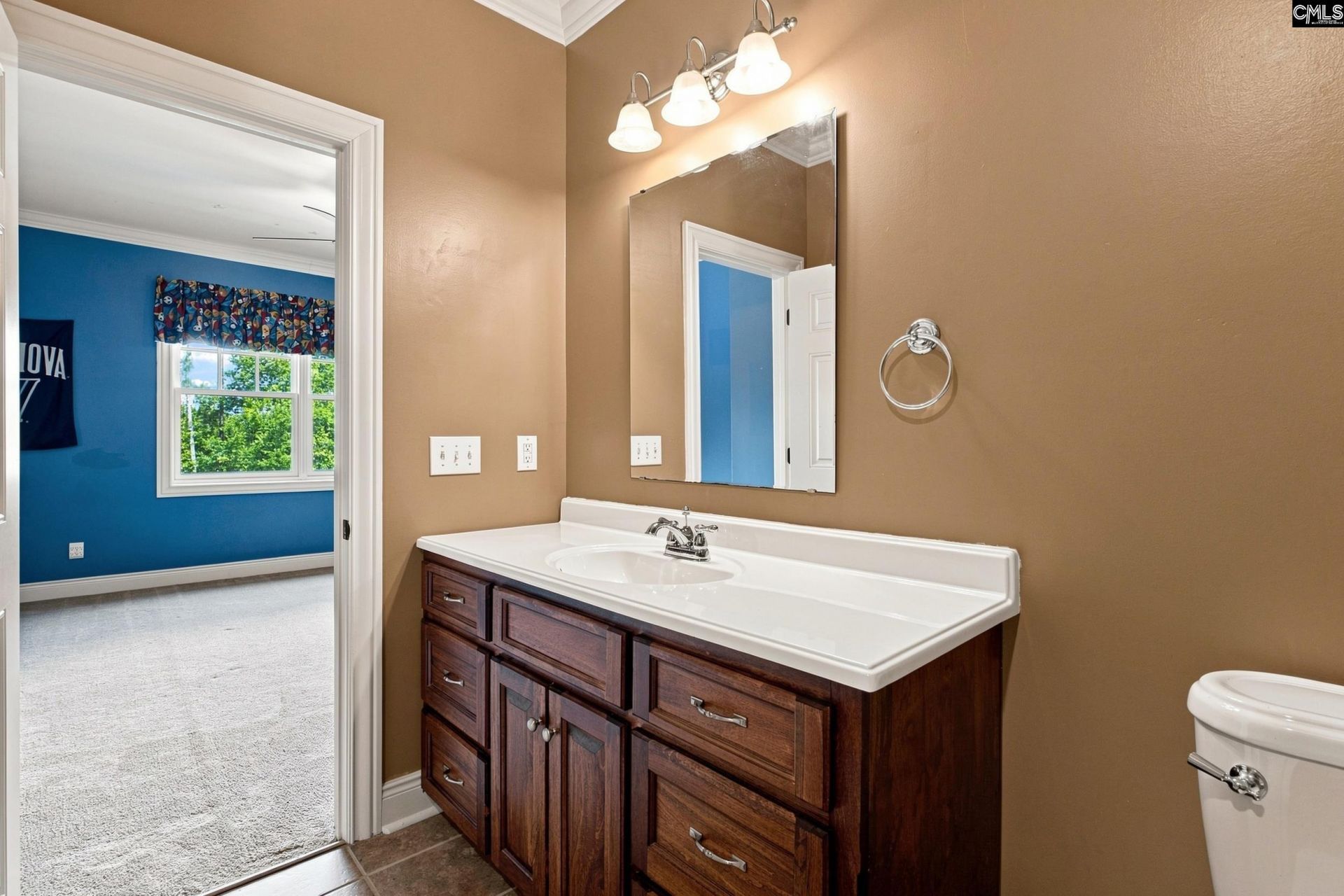 584 Southgate Drive Photo 39