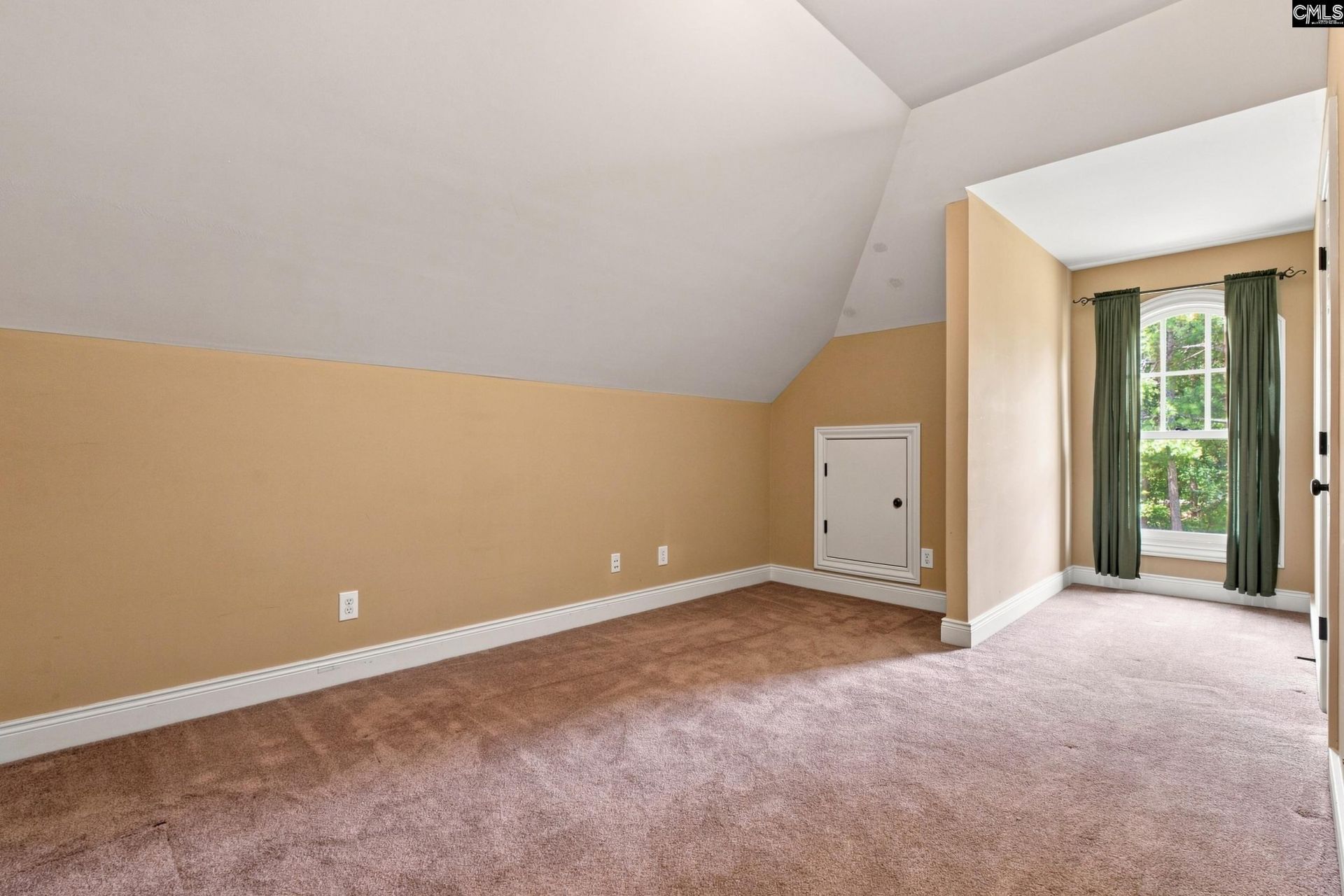 584 Southgate Drive Photo 53