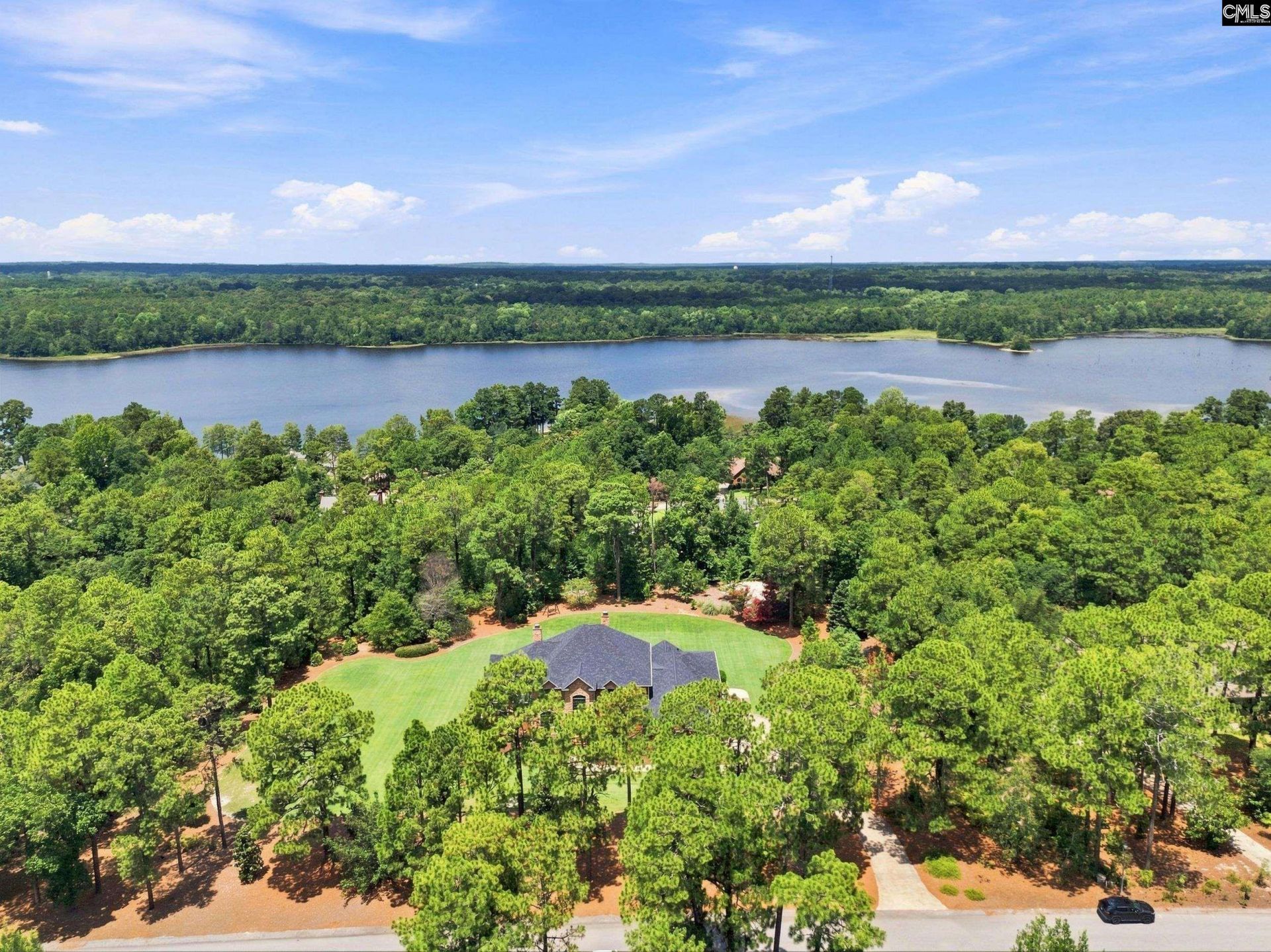 584 Southgate Drive Photo 68